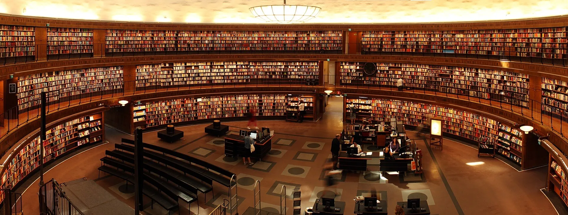 高校の図書館